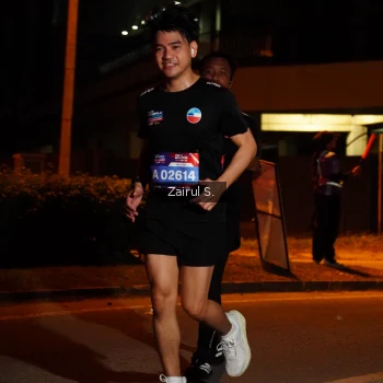 Runner Photo 3700461