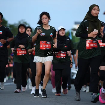 Runner Photo 3700462
