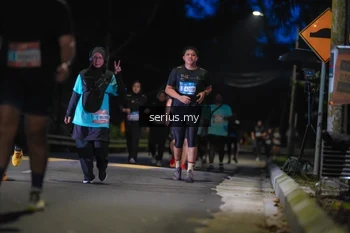 Runner Photo 3700471
