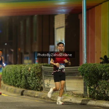 Runner Photo 3700484