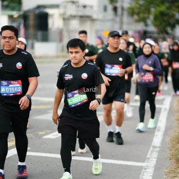 Runner Photo 3700485