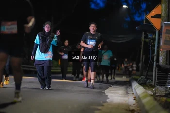 Runner Photo 3700486