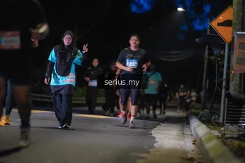 Runner Photo 3700488