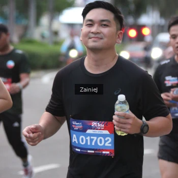 Runner Photo 3700493