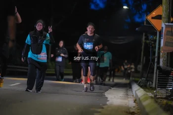 Runner Photo 3700505