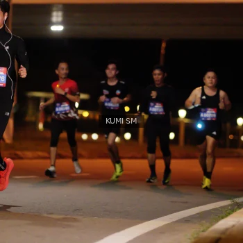 Runner Photo 3700506