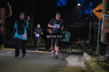 Runner Photo 3700515