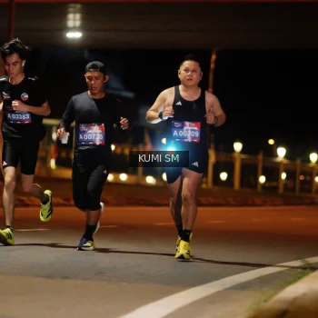 Runner Photo 3700523