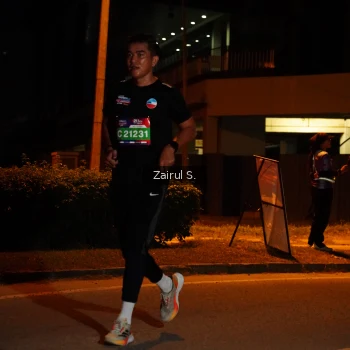 Runner Photo 3700548