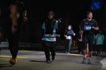 Runner Photo 3700552