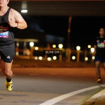 Runner Photo 3700553