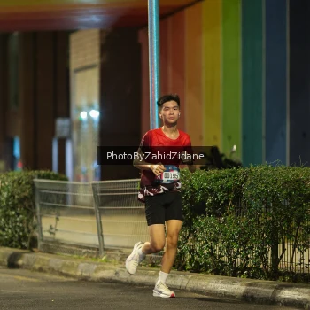 Runner Photo 3700569
