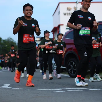Runner Photo 3700574