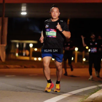 Runner Photo 3700579
