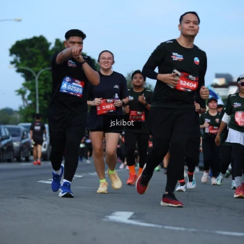 Runner Photo 3700593