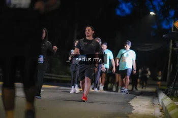 Runner Photo 3700603