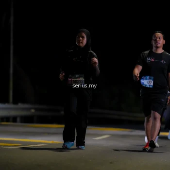 Runner Photo 3700607