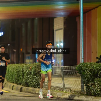 Runner Photo 3700622