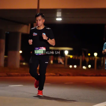 Runner Photo 3700625
