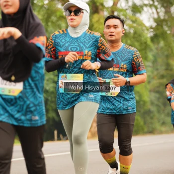 Runner Photo 3700628
