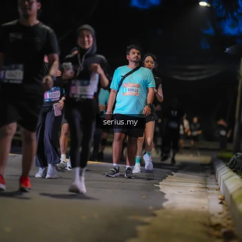 Runner Photo 3700634