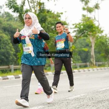 Runner Photo 3700642