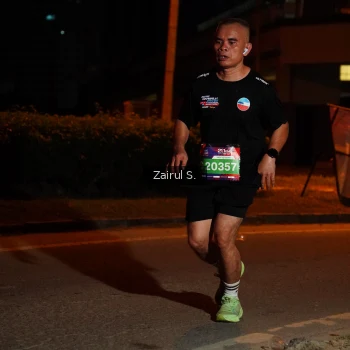 Runner Photo 3700644