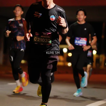 Runner Photo 3700654
