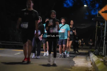 Runner Photo 3700659