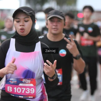 Runner Photo 3700662