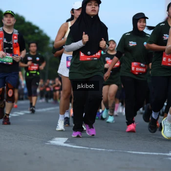 Runner Photo 3700663