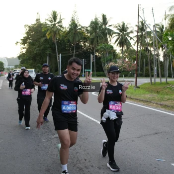 Runner Photo 3700669