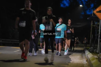 Runner Photo 3700670