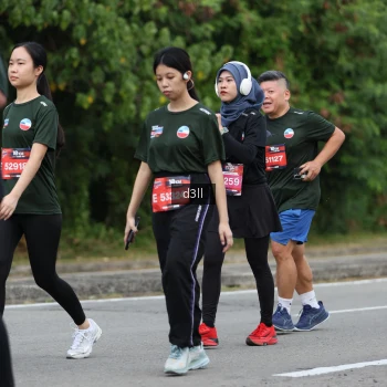 Runner Photo 3700681