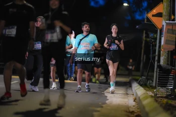 Runner Photo 3700691