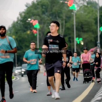 Runner Photo 3700708