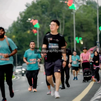 Runner Photo 3700712