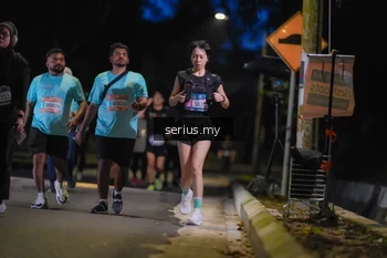 Runner Photo 3700722