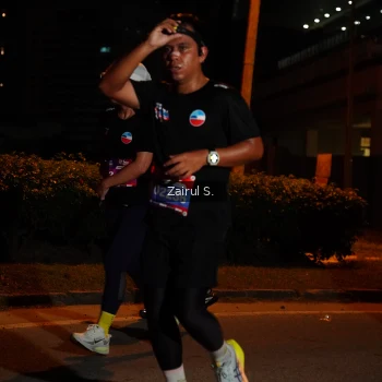 Runner Photo 3700747