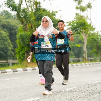 Runner Photo 3700755