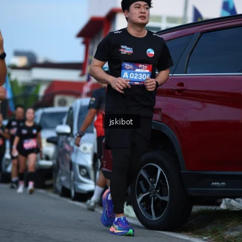 Runner Photo 3700757