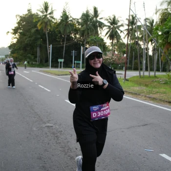 Runner Photo 3700763