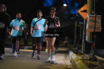 Runner Photo 3700766