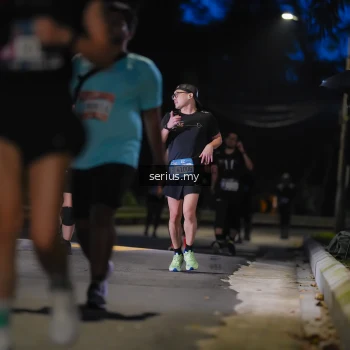 Runner Photo 3700781