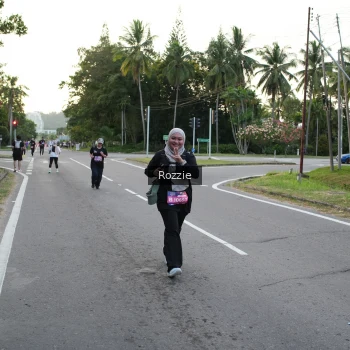Runner Photo 3700788