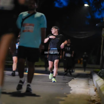 Runner Photo 3700796