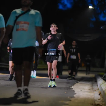 Runner Photo 3700810