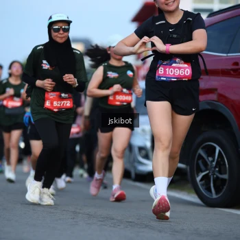 Runner Photo 3700817