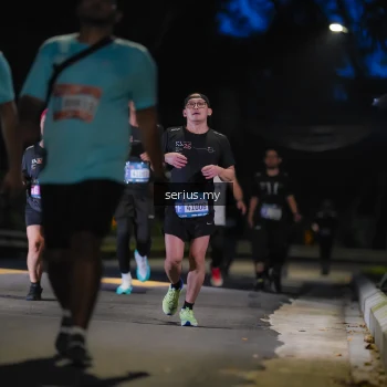 Runner Photo 3700819