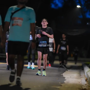 Runner Photo 3700832